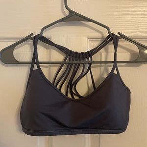 LULULEMON SPORTS BRA NEW